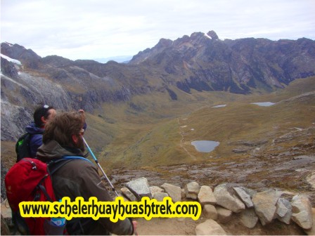 Vista desde el Paso Punta Unin Santa Cruz Trek